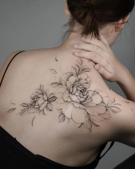 tatuajes para mujer en la espalda