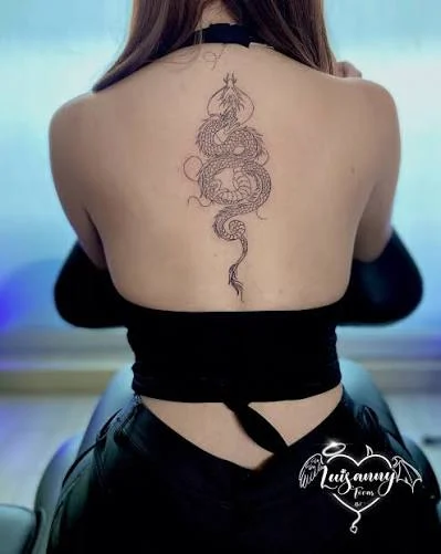 tatuajes para mujer en la espalda